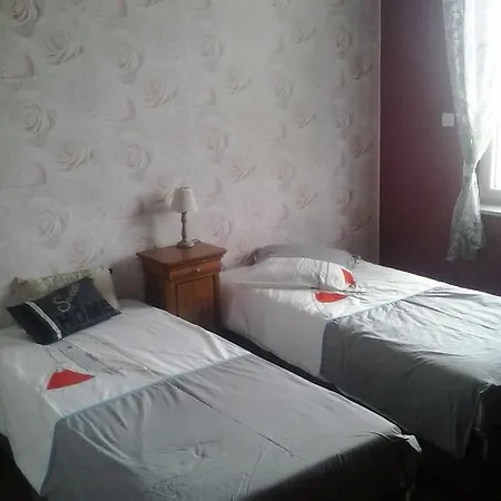 Couette-café Jules Verne - D'hôtes Et 2*